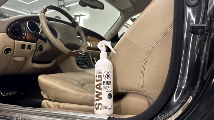LEATHER CLEANER RTU 150ML _ 2.png