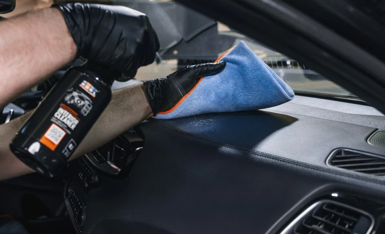 INTERIOR CLEANER_2.jpg
