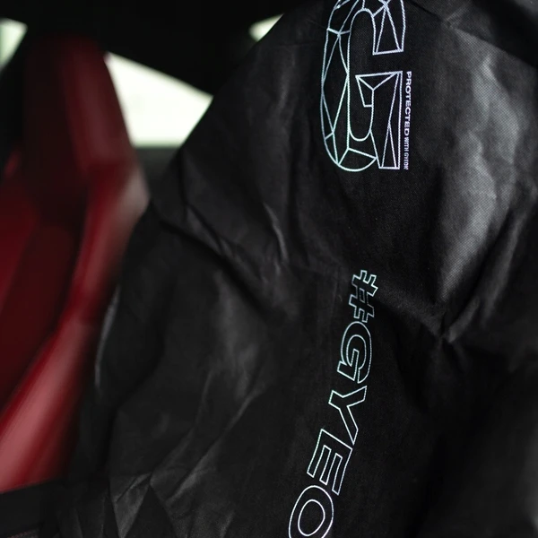 GYEON-_-Q2M-SEATCOVER-POKROWIEC-NA-SIEDZENIE.jpg