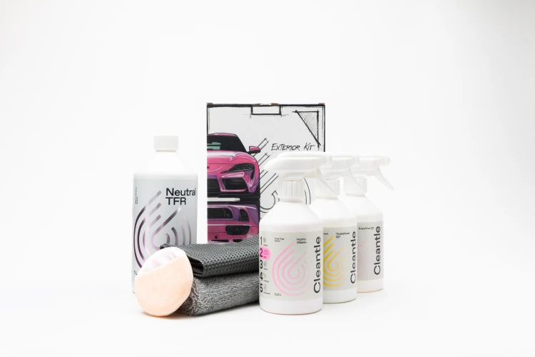EXTERIOR_KIT_PACKSHOT-1.jpg